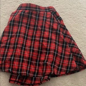 plaid patterned skirt